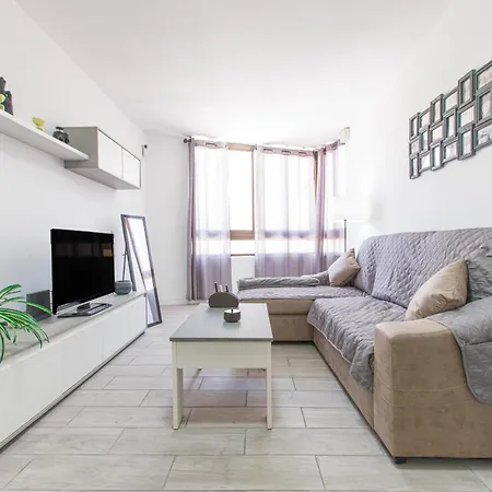 Montserrat * קורלחו